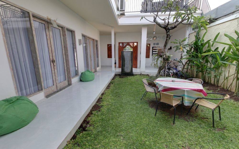 Hotel Sugiras Living Denpasar Exterior foto