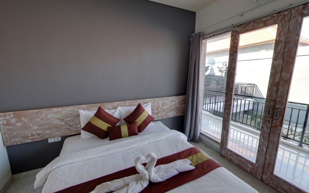 Hotel Sugiras Living Denpasar Exterior foto