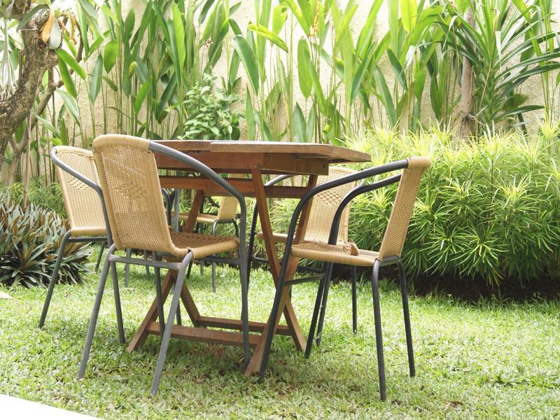 Hotel Sugiras Living Denpasar Exterior foto